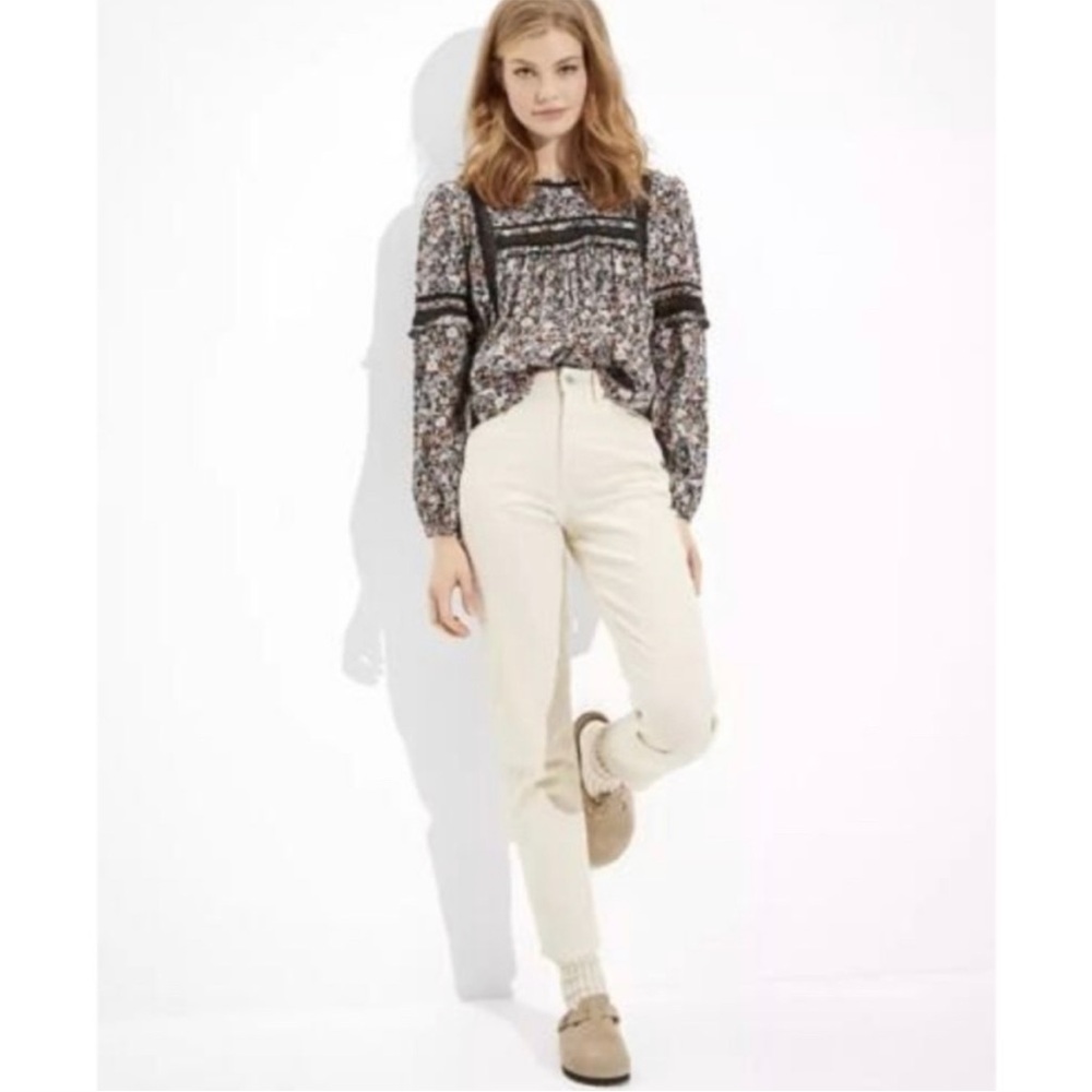 New American Eagle Cream Off White Corduroy Pants Jeans Size 8
